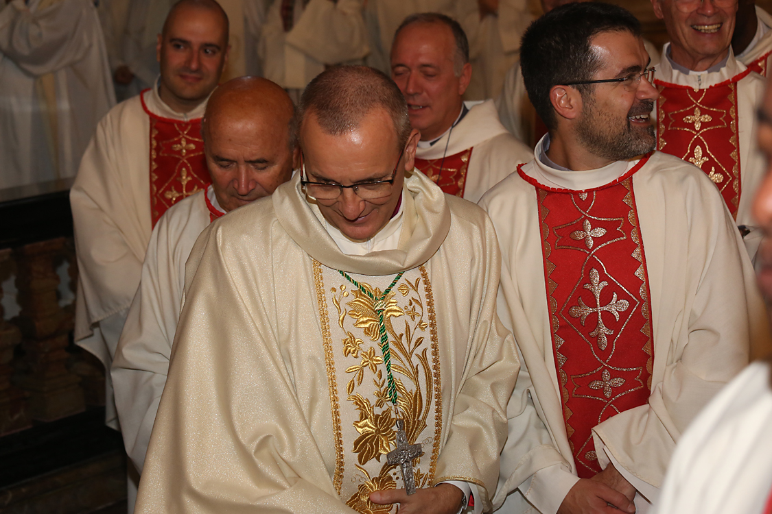 Monsignor Marco Prastaro Vescovo di Asti_338.jpg